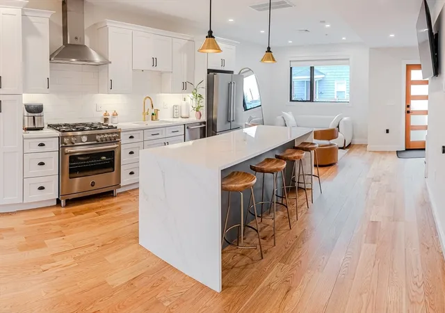 1st image of 1 7 Wilcutt #5, Dorchester, MA 02121 | MLS# 73526229