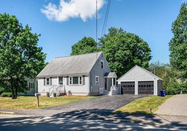 Homes for sale in Rockland, MA | 383 Salem, Rockland, MA 02370 | MLS# 73539358