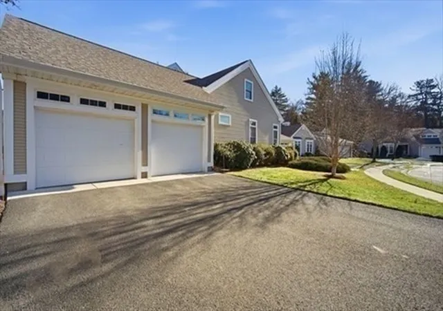 3rd image of 1 A Aspen Dr #1, Wilbraham, MA 01095 | MLS# 73564055