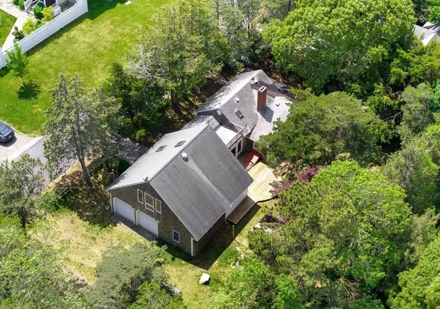 2nd image of 3 Troy Street, Oak Bluffs, MA 02557 | MLS# 73527016