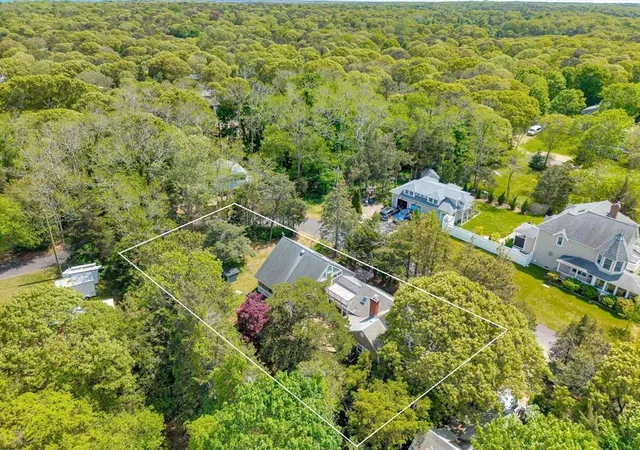 4th image of 3 Troy Street, Oak Bluffs, MA 02557 | MLS# 73527016
