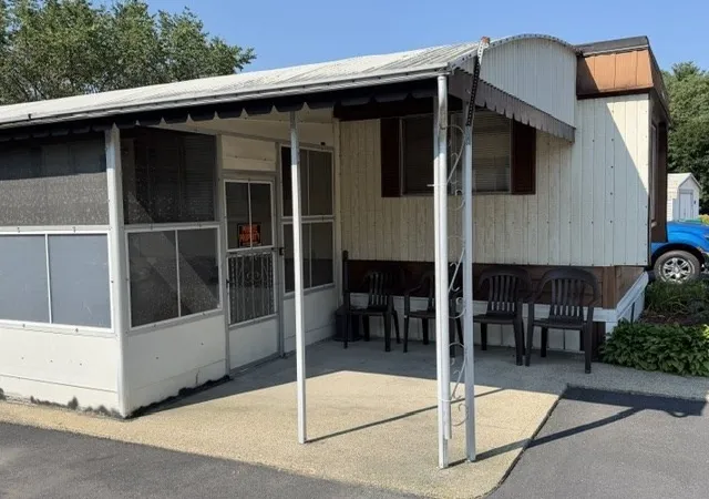 Photo 4 of Manufactured home for sale at 1237 Central #21, Leominster, MA 01453 | MLS# 73566352 | Listing updated on 2026-09-29
