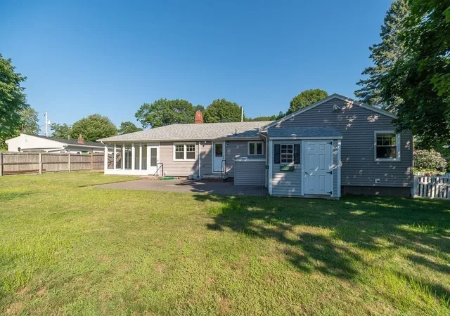2nd image of 32 Knowlton Street, South Hamilton, MA 01982 | MLS# 73562011