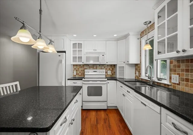 Photo 4 of Single family home for sale at 6 Jackie Dr, Millbury, MA 01527 | MLS# 73568660 | Listing updated on 2026-09-15