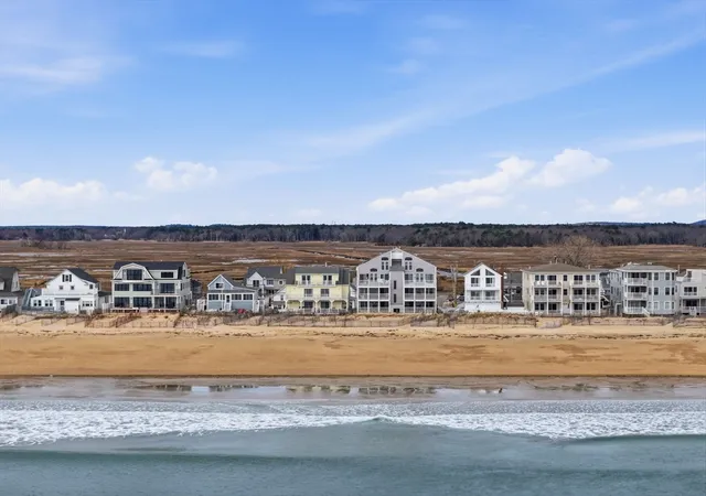 Homes for sale in Salisbury, MA | 178 N End Blvd, Salisbury, MA 01952