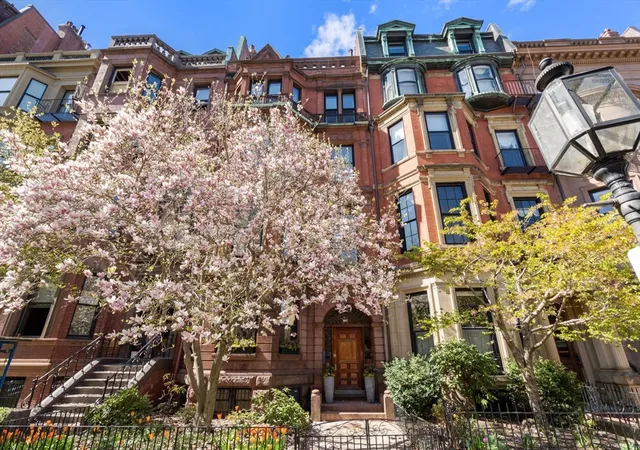 5th image of 249 Commonwealth Ave, Boston, MA 02116 | MLS# 73489290