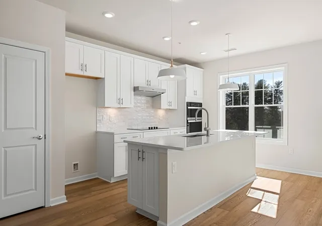 1st image of 320 Martins Landing #401, North Reading, MA 01864 | MLS# 73537662