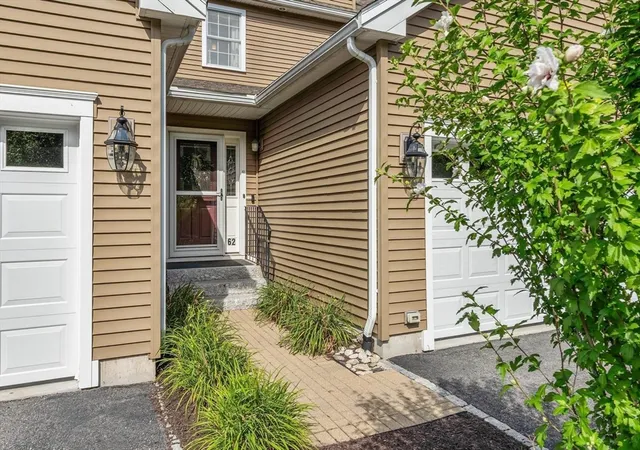 Photo 3 of Sale Pending at 62 Terry Ln #62, Plainville, MA 02762 | MLS# 73553145 | Listing updated on 2026-08-11