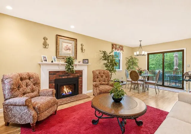 5th image of 3 Packet Landing #A, Pembroke, MA 02359 | MLS# 73558910