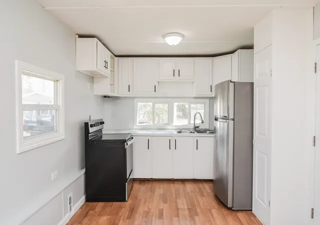 Homes for sale in Marlborough, MA | 181 Boston Post Road E #49, Marlborough, MA 01752 | MLS# 73502818