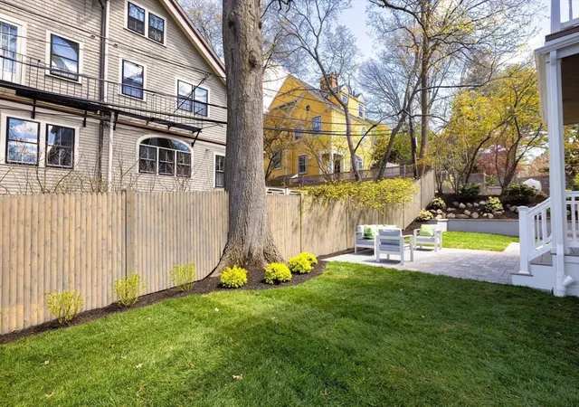 Photo 4 of Condo for sale at 21 Kent Sq #1, Brookline, MA 02446 | MLS# 73510087 | Listing updated on 2026-08-22
