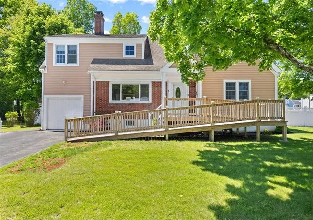 Homes for sale in Braintree, MA | 3 Selwyn Road, Braintree, MA 02184 | MLS# 73525601