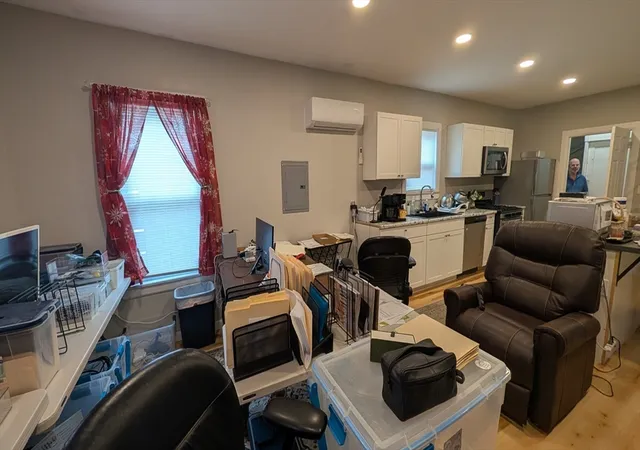 Homes for sale in New Bedford, MA | 155 Purchase St, New Bedford, MA 02740 | MLS# 73545160