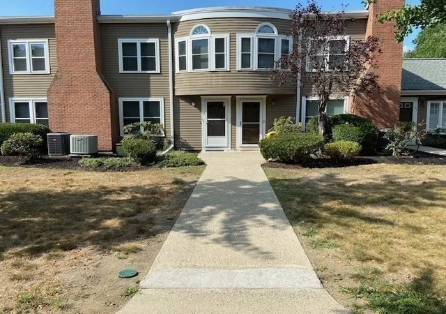 1st image of 75 Page Rd #20, Bedford, MA 01730 | MLS# 73410786