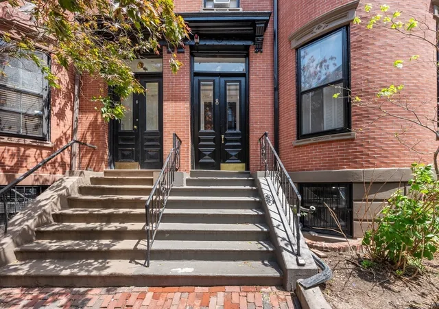 Homes for sale in Boston, MA | 8 Brimmer St #5B, Boston, MA 02108 | MLS# 73527815