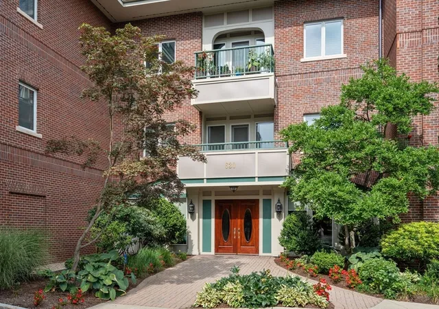 Photo 3 of Condo for sale at 630 Hammond St #104, Chestnut Hill, MA 02467 | MLS# 73570258 | Listing updated on 2026-09-04