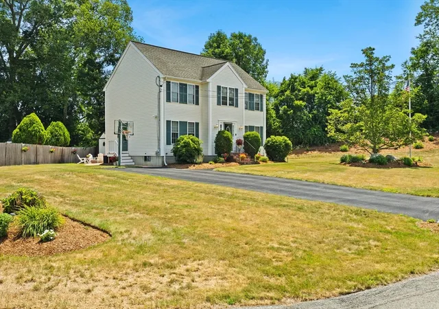 1st image of 112 Village Gate Dr, Bridgewater, MA 02324 | MLS# 73549569