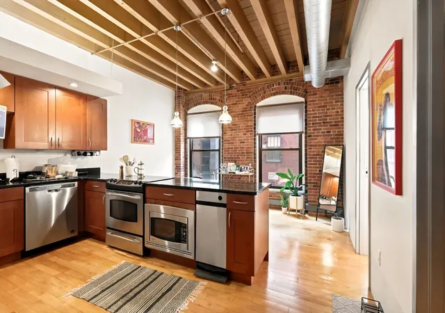 1st image of 111 Beach St #3B, Boston, MA 02111 | MLS# 73549409