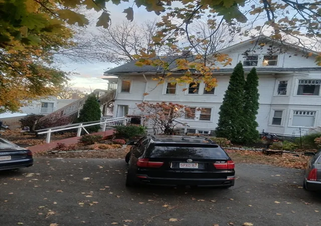 5th image of 156 Summer St, Fitchburg, MA 01420 | MLS# 73551349