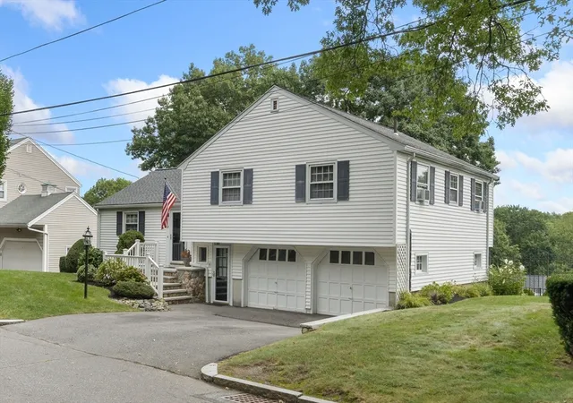 Photo 2 of Sale Pending at 50 Conrad Rd, Melrose, MA 02176 | MLS# 73566171 | Listing updated on 2026-09-16
