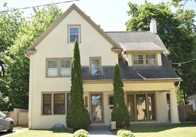 Photo 1 of Sale Pending at 33 Stratford Ter, Springfield, MA 01108 | MLS# 73535937 | Listing updated on 2026-07-02