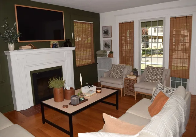 Photo 3 of Sale Pending at 33 Stratford Ter, Springfield, MA 01108 | MLS# 73535937 | Listing updated on 2026-07-02