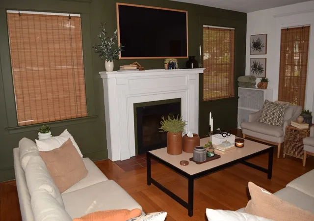 Photo 4 of Sale Pending at 33 Stratford Ter, Springfield, MA 01108 | MLS# 73535937 | Listing updated on 2026-07-02