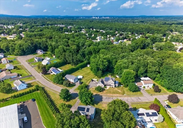 24th image of 43 Zachary Ln, Agawam, MA 01001 | MLS# 73551614
