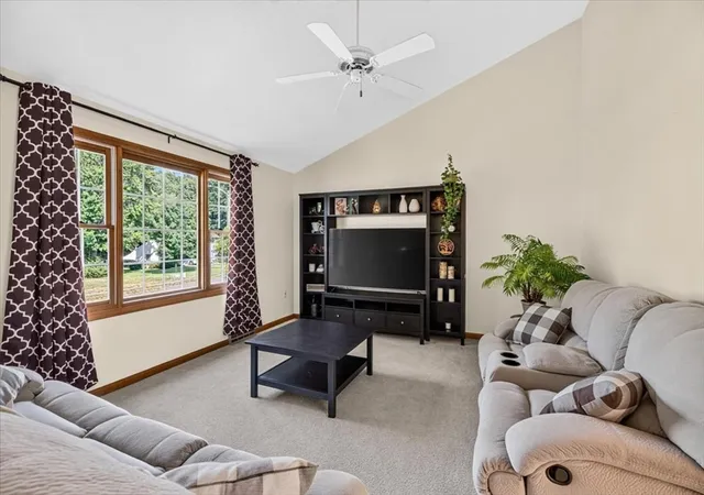 5th image of 43 Zachary Ln, Agawam, MA 01001 | MLS# 73551614