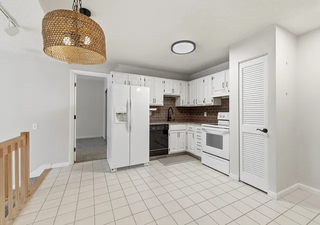 2nd image of 160 Burkhall St #308, South Weymouth, MA 02190 | MLS# 73557168