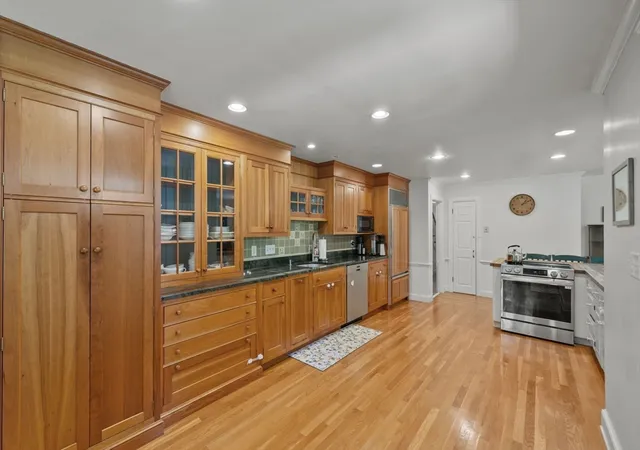 4th image of 55 Fox Run Rd, South Hamilton, MA 01982 | MLS# 73546043