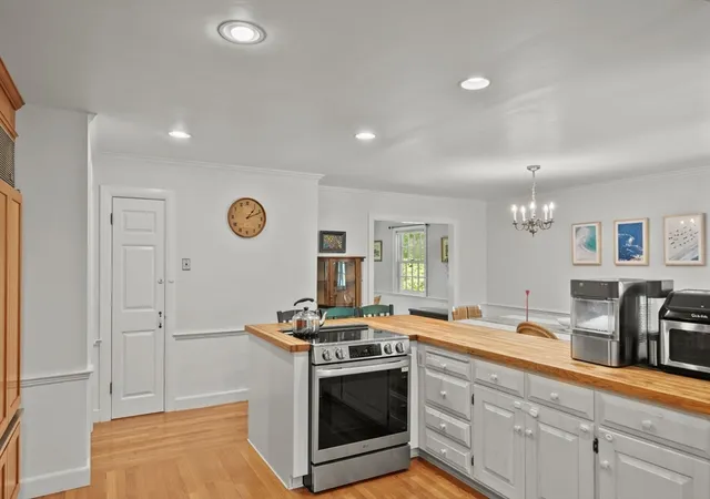 5th image of 55 Fox Run Rd, South Hamilton, MA 01982 | MLS# 73546043
