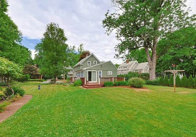 4th image of 158 High Street, Mansfield, MA 02048 | MLS# 73537277