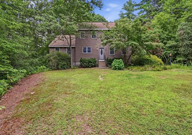 2nd image of 232 Gold St, Belchertown, MA 01007 | MLS# 73560522