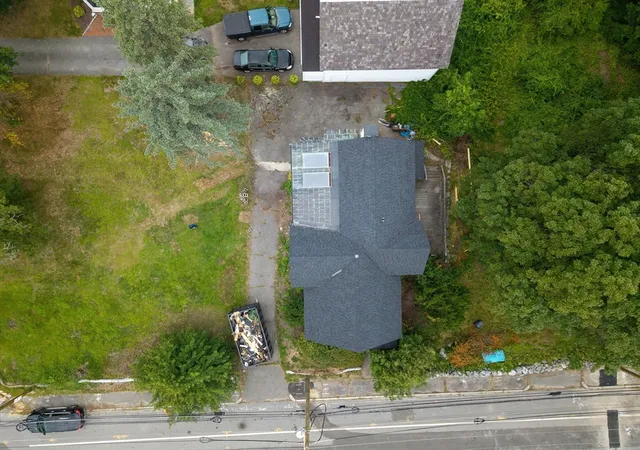 Photo 3 of Single family home for sale at 29 Gorham St, Chelmsford, MA 01824 | MLS# 73570075 | Listing updated on 2026-09-18
