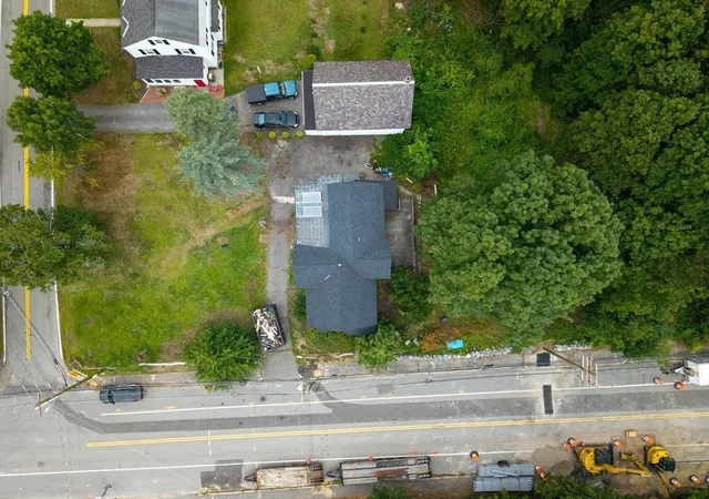 Photo 4 of Single family home for sale at 29 Gorham St, Chelmsford, MA 01824 | MLS# 73570075 | Listing updated on 2026-09-18