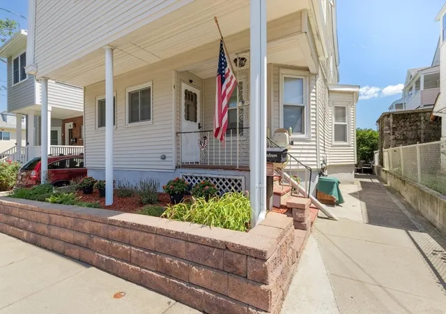 2nd image of 16 William St, Medford, MA 02155 | MLS# 73550353