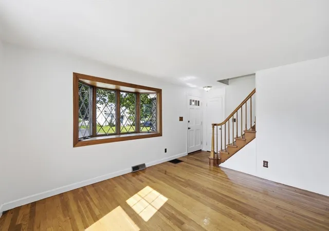 2nd image of 22 Dartmouth St, South Hadley, MA 01075 | MLS# 73561298