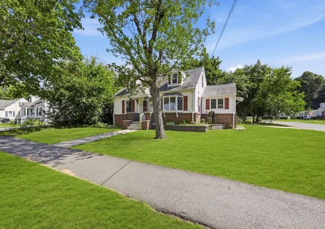39th image of 22 Dartmouth St, South Hadley, MA 01075 | MLS# 73561298