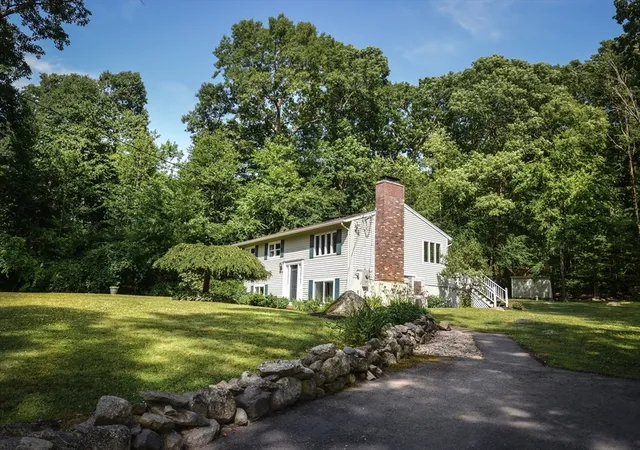 2nd image of 280 Randall Rd, Berlin, MA 01503 | MLS# 73541424