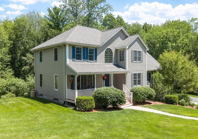 1st image of 5 Laury Lane, Littleton, MA 01460 | MLS# 73533166