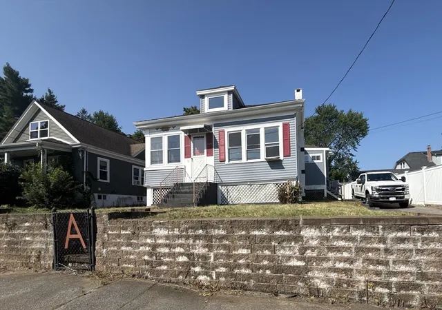 2nd image of 12 Roosevelt Ave, North Attleboro, MA 02760 | MLS# 73563815