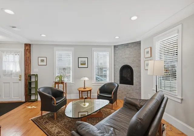 4th image of 69 Prospect Street #69, Newburyport, MA 01950 | MLS# 73543834