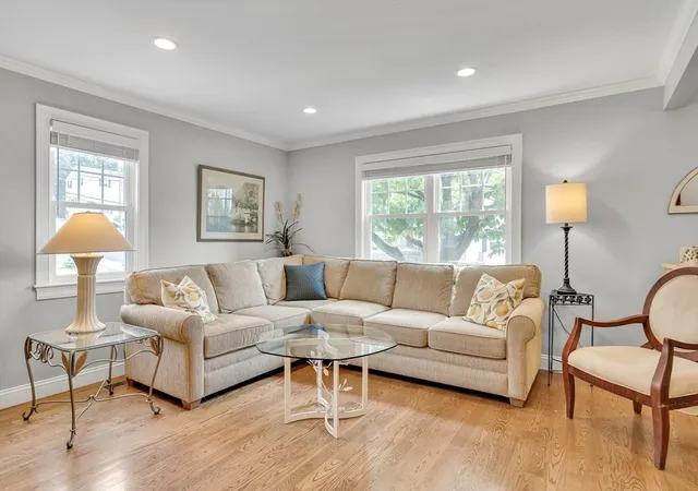 4th image of 15 Spinney St, Boston, MA 02132