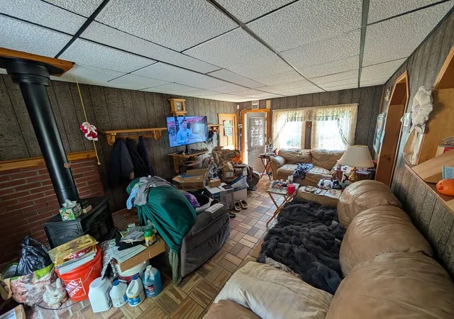 5th image of 193 Bouchard Ave, Dracut, MA 01826 | MLS# 73544280