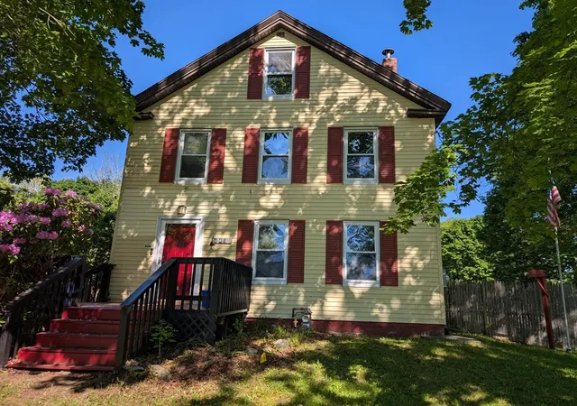 1st image of 440 Old Somerset Ave, North Dighton, MA 02764 | MLS# 73529559