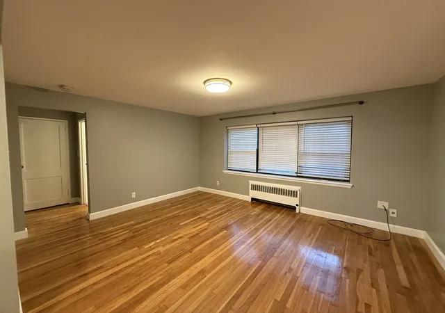 Homes for sale in Lynn, MA | 117 Nahant St #1, Lynn, MA 01902 | MLS# 73541370