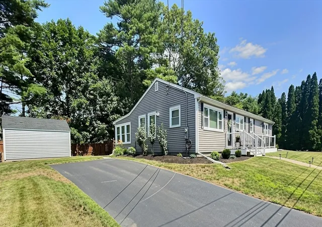 2nd image of 2 Mcfarlin Rd, Carver, MA 02330 | MLS# 73553413