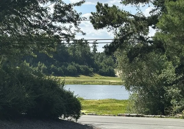 35th image of 2 Mcfarlin Rd, Carver, MA 02330 | MLS# 73553413