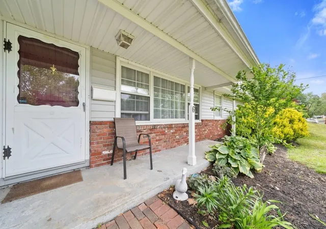 Photo 2 of Sale Pending at 6 Antrim Rd, Peabody, MA 01960 | MLS# 73529875 | Listing updated on 2026-07-01